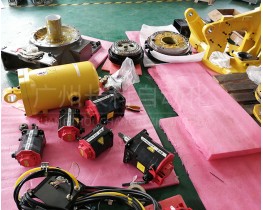 發(fā)那科機器人R-2000iC本體拆機件銷售：電機、減速器、平衡缸……